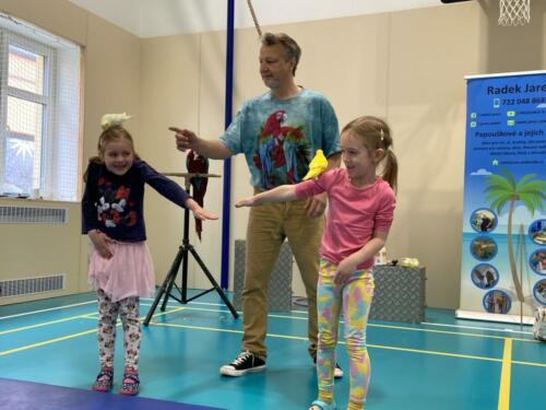 02C34B4E-58FF-4D58-9B2C-0D99FFE357E8