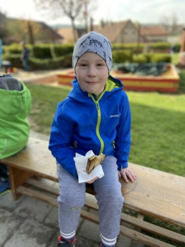 1A5B2BE1-1EDE-45B7-9E19-38A65D972F1F