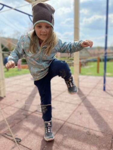 472E80DC-E780-4E5F-954A-D4F2918391BF