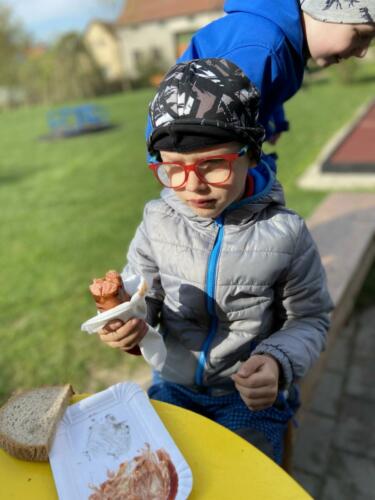 5B72B002-F086-44F2-9AE0-A7DAAE887110