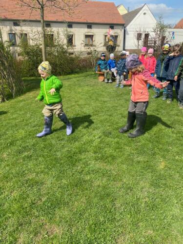 90C5B987-C9EC-4454-A728-AE8C905D9862